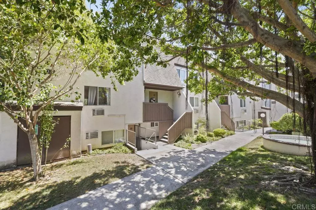 Mission Valley, CA 92108,1317 Caminito Gabaldon #H