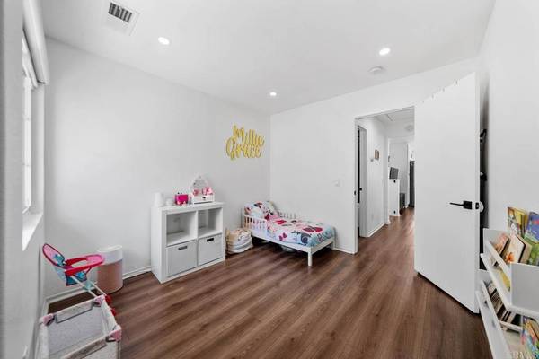 Chula Vista, CA 91913,1452 Canvas DR #1