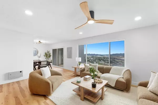 Oceanside, CA 92057,3606 Vista Rey #37