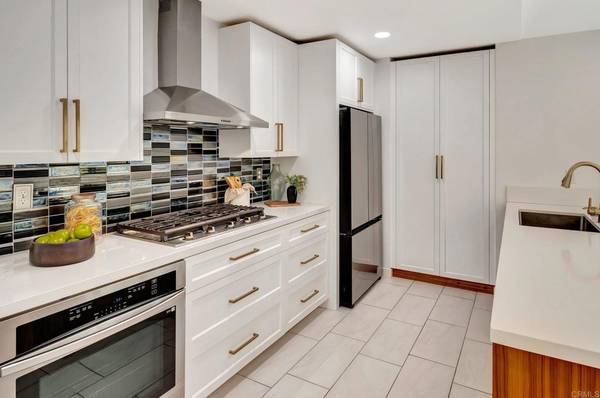 Bonita, CA 91902,4103 Corral Canyon RD