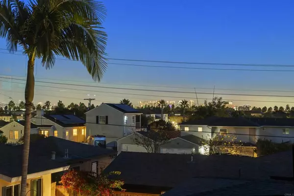 San Diego, CA 92106,3120 Poe ST