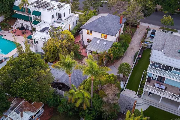 Coronado, CA 92118,557 A AVE