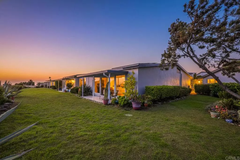 Oceanside, CA 92057,3890 Vista Campana S #39