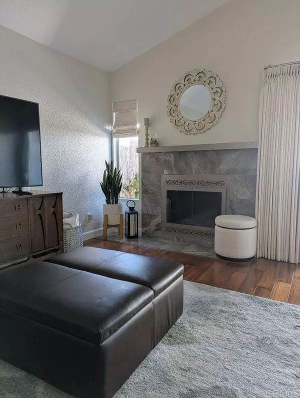 Chula Vista, CA 91911,595 Hampshire LN