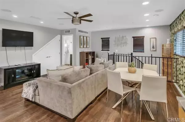 San Diego, CA 92109,1145 Emerald St #Rear (alley)