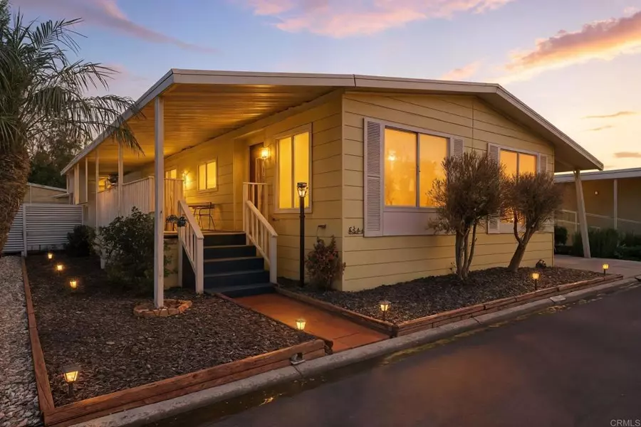 2130 Sunset DR #SPC 94, Vista, CA 92081