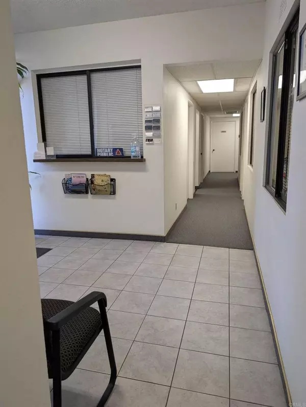 Chula Vista, CA 91910,229 F ST #J