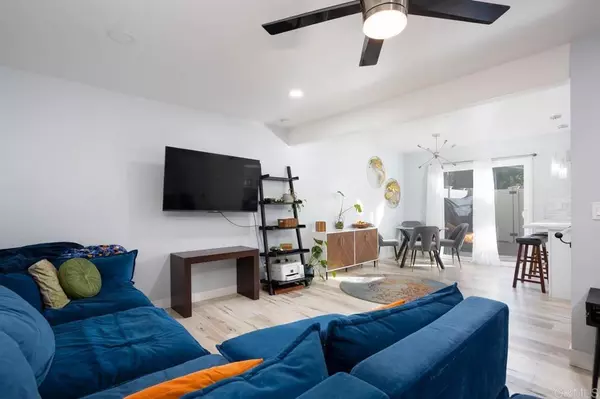 Santee, CA 92071,8420 Fanita Dr DR #3