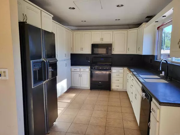 El Cajon, CA 92021,2335 Eucalyptus DR