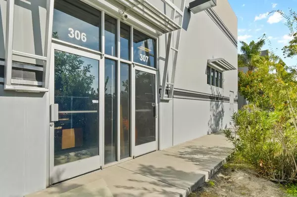 861 Harold PL #307, Chula Vista, CA 91914