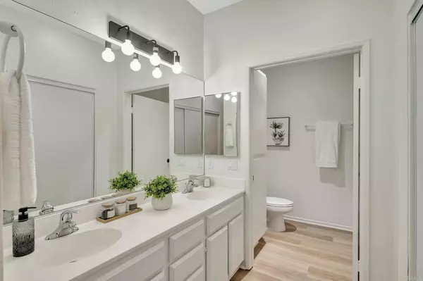 San Diego, CA 92128,18644 Caminito Cantilena #265