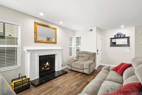 San Diego, CA 92139,2478 Manzana Way