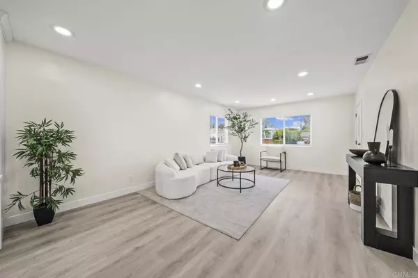 San Diego, CA 92115,4733 Soria DR