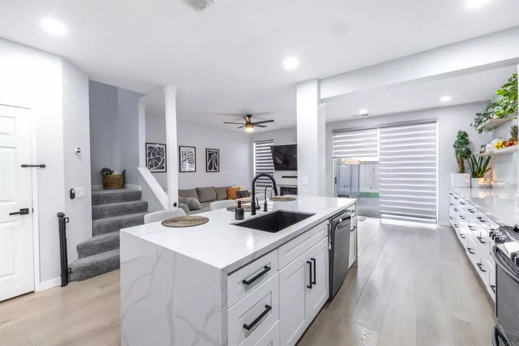 Chula Vista, CA 91914,2179 Lago Ventana