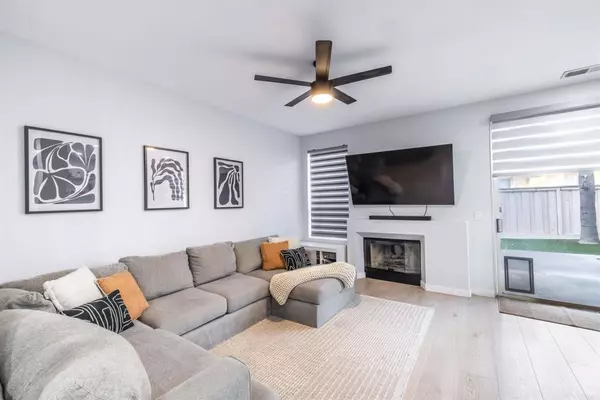 Chula Vista, CA 91914,2179 Lago Ventana