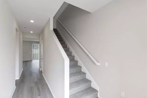 Lake Elsinore, CA 92532,19401 Brush Creek Way