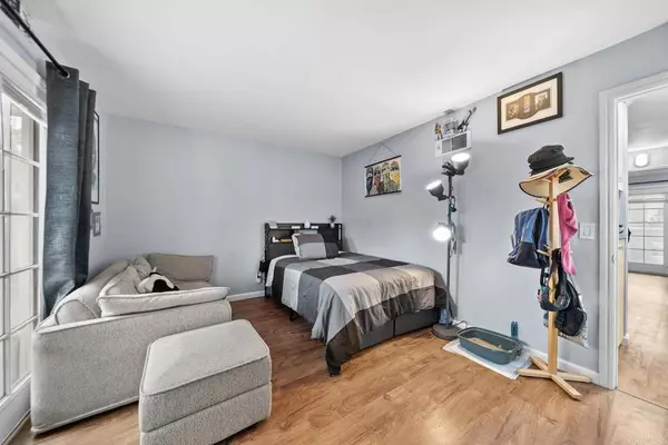 El Cajon, CA 92020,1280 W Main ST #15