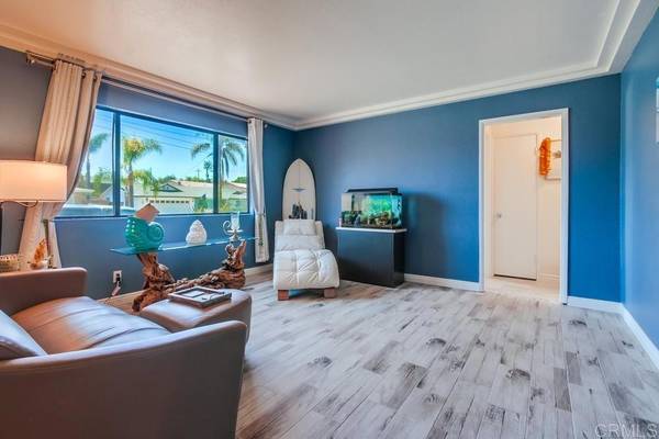 3018 Thunder DR, Oceanside, CA 92056