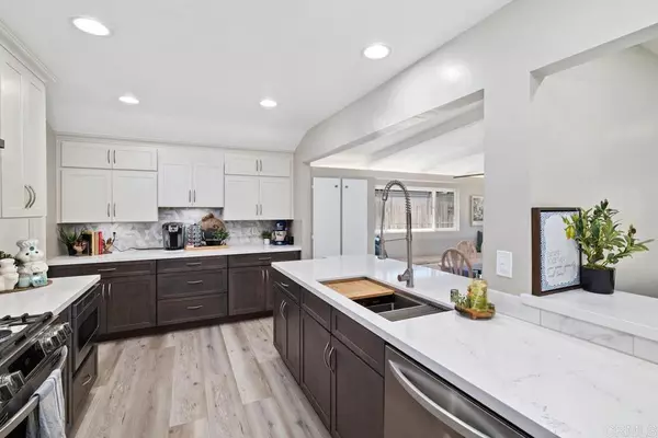 San Diego, CA 92122,3542 Governor DR