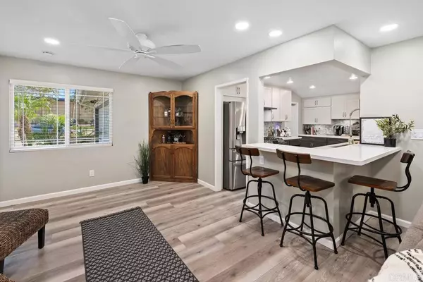 San Diego, CA 92122,3542 Governor DR