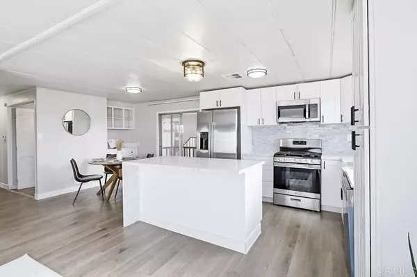 San Diego, CA 92114,402 63rd ST #115