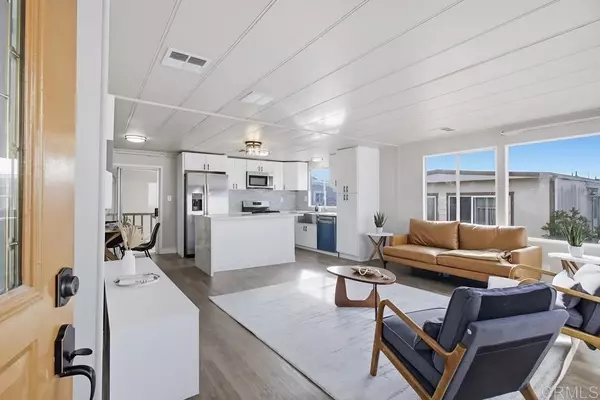 San Diego, CA 92114,402 63rd ST #115