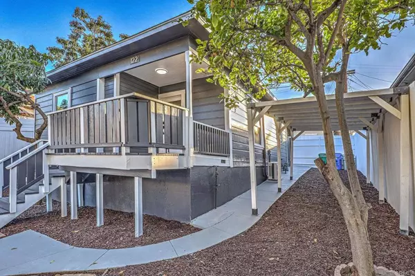 San Diego, CA 92113,122 S 20th