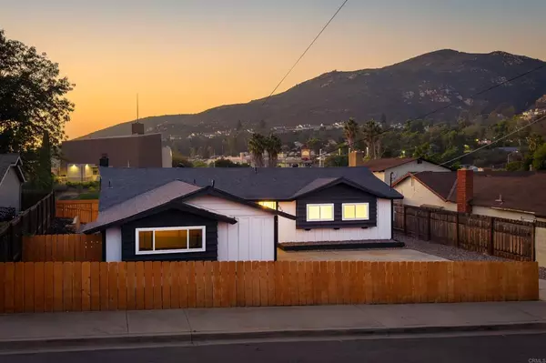 San Diego, CA 92119,6548 Bantam Lake CIR