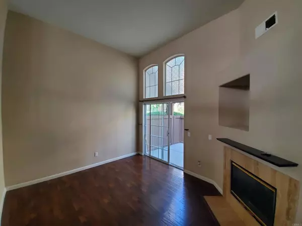 San Diego, CA 92121,10304 Wateridge CIR #262