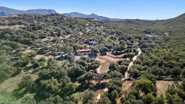 Alpine, CA 91901,22750 Illahee DR