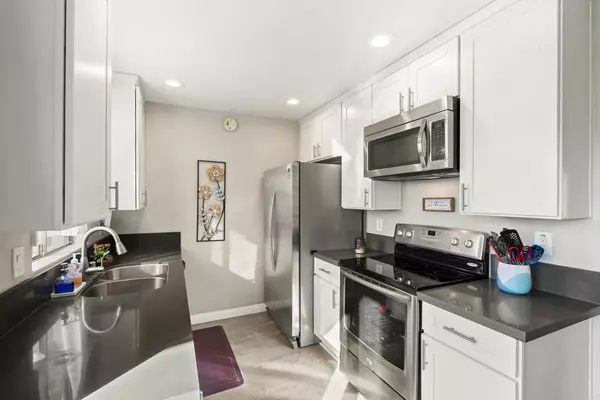 Lakeside, CA 92040,12553 Mapleview ST #8