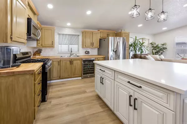 Torrance, CA 90501,24200 Walnut Street 22