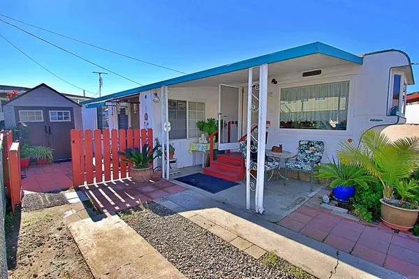 Chula Vista, CA 91910,708 H ST #69