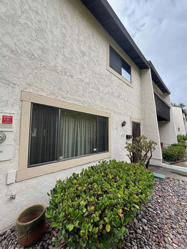 National City, CA 91950,3522 Fairlomas DR