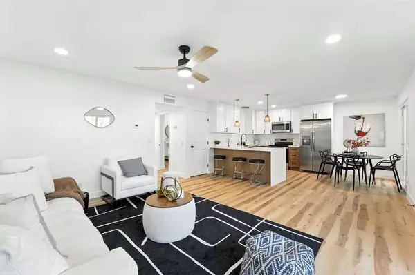 Escondido, CA 92027,1817 E Grand AVE #77