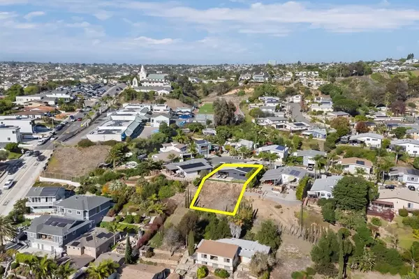 San Diego, CA 92110,4821 Viane WAY