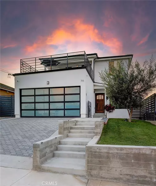 711 N Bandini ST, San Pedro, CA 90731