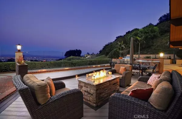 Rancho Palos Verdes, CA 90275,29700 Knoll View Drive