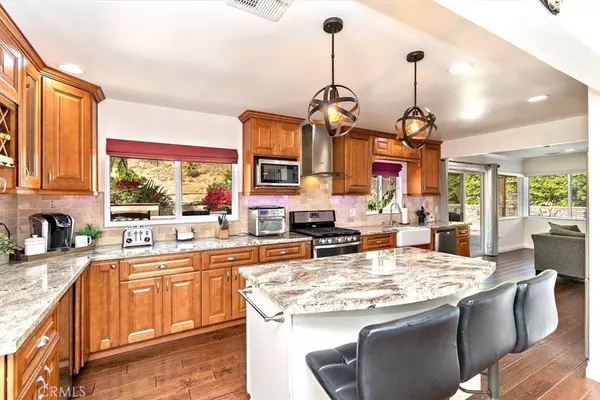 Rancho Palos Verdes, CA 90275,28709 Mount Vancouver CT