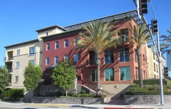 Torrance, CA 90501,2742 Cabrillo #302
