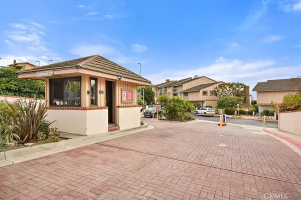 Rancho Palos Verdes, CA 90275,28311 Ridgethorne CT #17