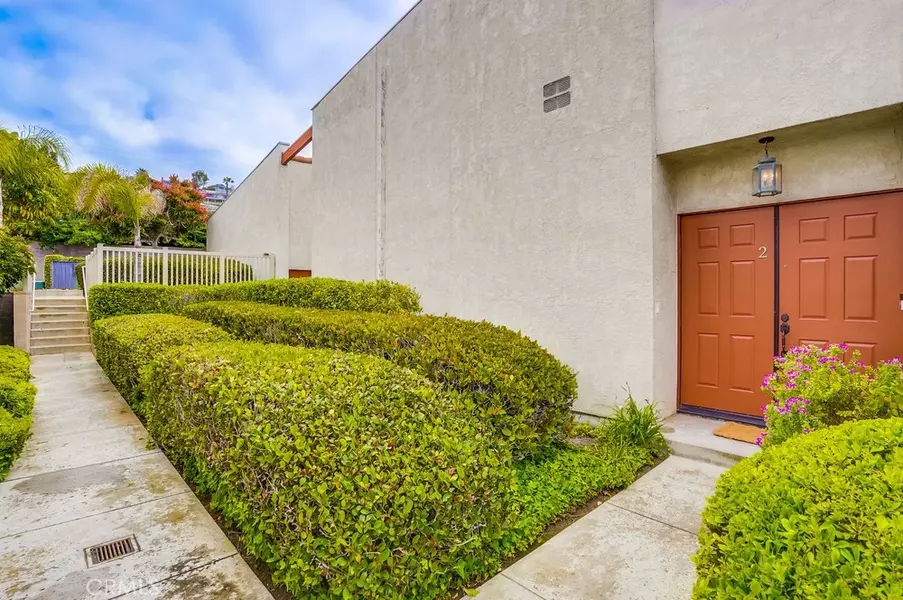 2113 W 25th ST #2, San Pedro, CA 90732