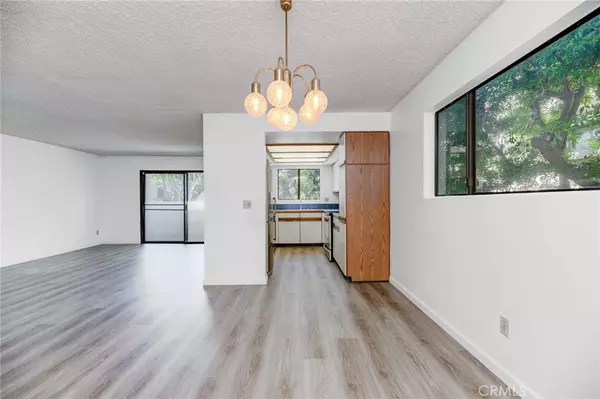 Los Angeles, CA 90066,5000 S Centinela AVE #242