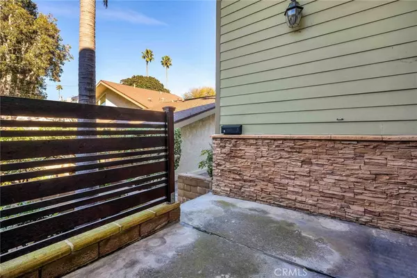 Redondo Beach, CA 90277,520 Avenue B #8