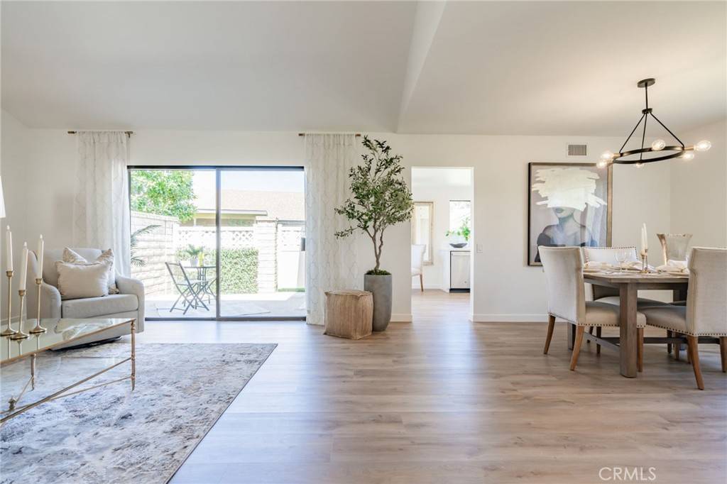 Camarillo, CA 93012,35110 Village 35