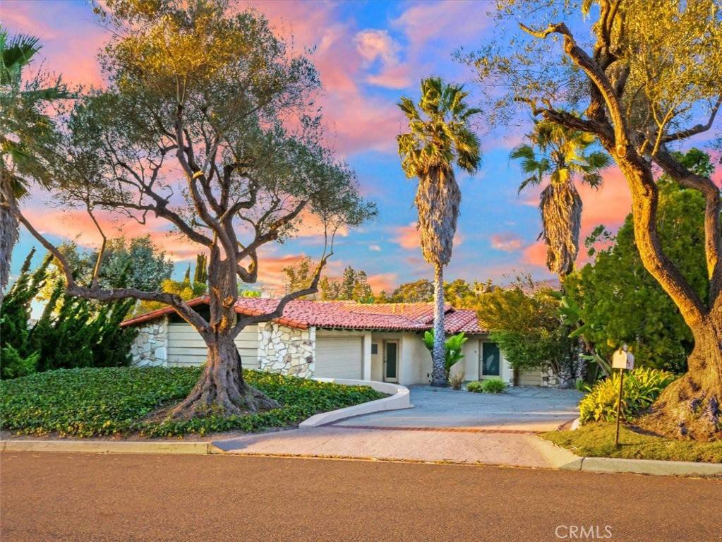 Palos Verdes Estates, CA 90274,2409 Via Sonoma