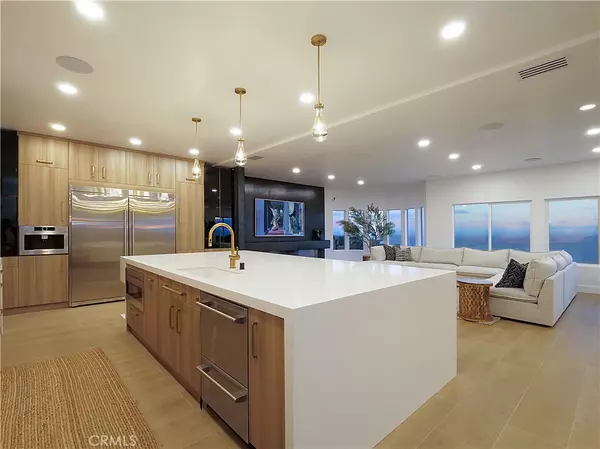 Rancho Palos Verdes, CA 90275,32551 Seacliff DR