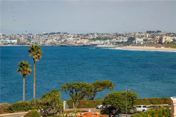 Palos Verdes Estates, CA 90274,417 Via Almar