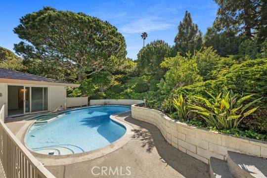 Palos Verdes Estates, CA 90274,1544 Via Boronada