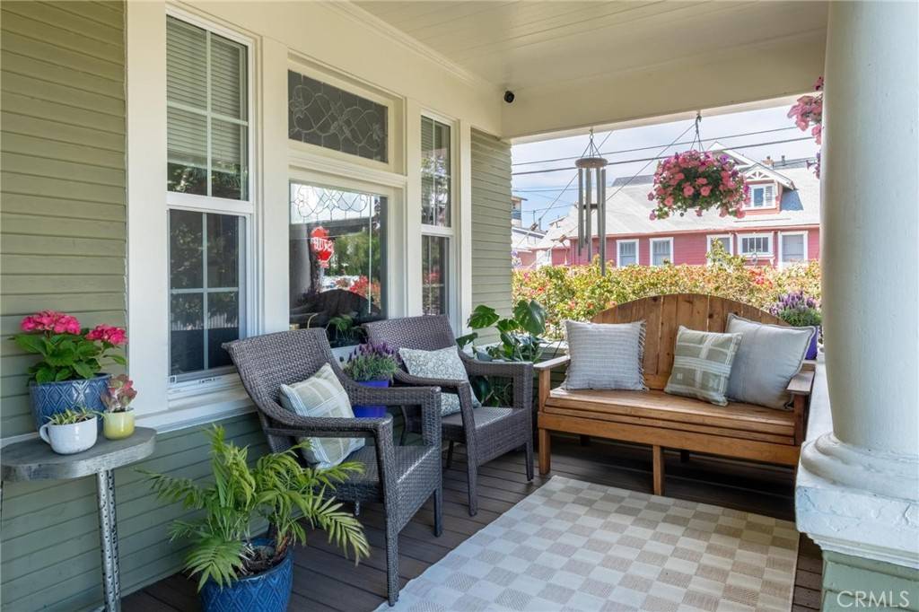 San Pedro, CA 90731,341 N Mesa ST